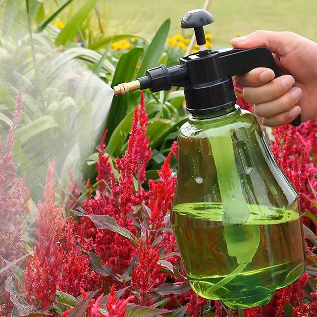 1PC Premium Plastic Pressure Spray Bottle – Adjustable Nozzle, High-Pressure Mist & Powerful Air Pressure Technology