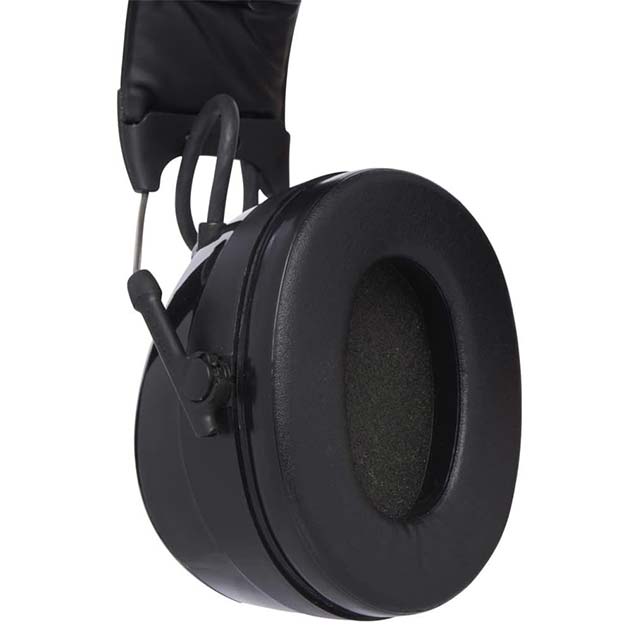 3M Peltor WorkTunes Pro FM Radio Hearing Protection – 32dB Noise Reduction Headset for Forestry, Agriculture & High-Noise Leisure Activities