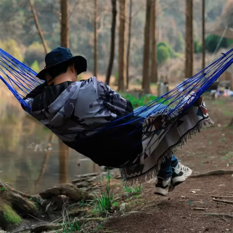 Relax in Nature: Outdoor Hammock for Comfort and Serenity