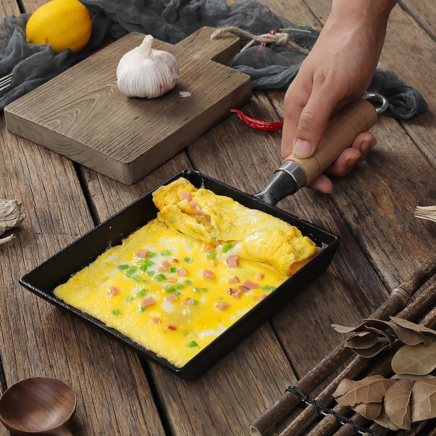 Non-Stick Japanese Tamagoyaki Egg Pan - Square Cast Iron Omelette Frying Pan for Home Kitchen - Easy to Clean