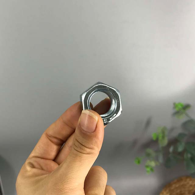 Genuine Car Wheel Nut – OEM Auto Spare Parts & Hex Nuts Kit (5530701900) for Original Automobile Components