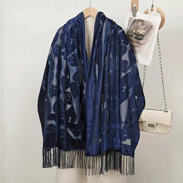 2025 New Women’s Lace Flower Silk Scarf – Gradient Hollow Cut Floral Shawl for Spring & Beach Wraps