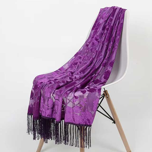 2025 New Women’s Lace Flower Silk Scarf – Gradient Hollow Cut Floral Shawl for Spring & Beach Wraps