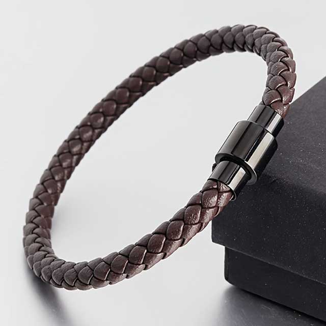 Lucky Red Rope Bracelet – Grade A Keel String Magnetic Couple Bracelet for Men & Women | Wealth & Prosperity Charm