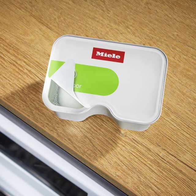 Miele Outdoor Caps – Premium All-Weather UV Protection Hat for Outdoor Adventures