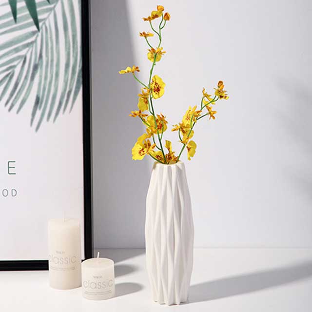 Nordic Style Plastic Vase – Shatter-Resistant Home INS Simulation Vase for Living Room Decor