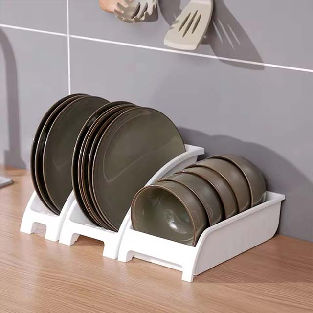 Plastic Plate & Bowl Storage Holder – Ventilated Kitchen Organizer Rack with Drainage