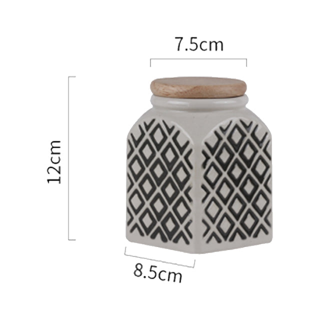 Porcelain jar with wood lid