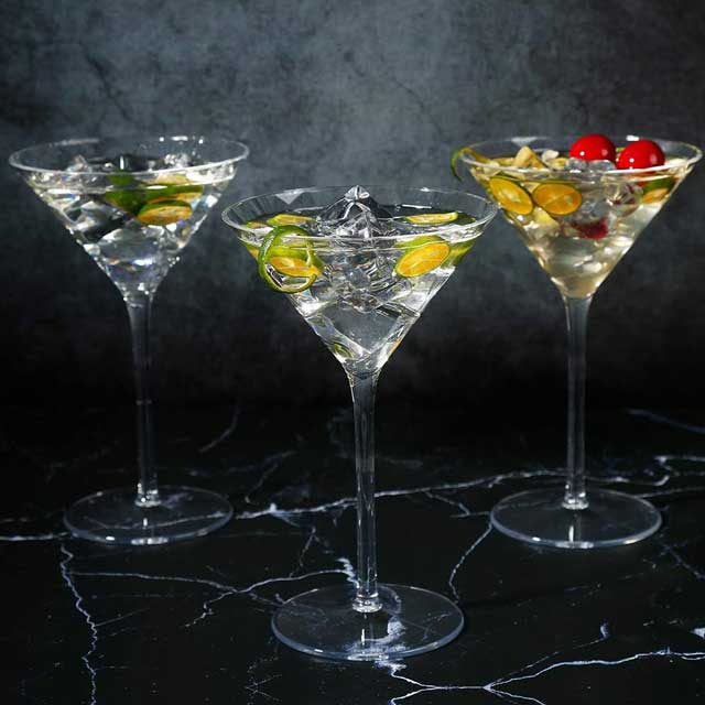 Premium 100% Tritan Cocktail Glasses – Dishwasher Safe Plastic Martini Glasses Ideal for Parties