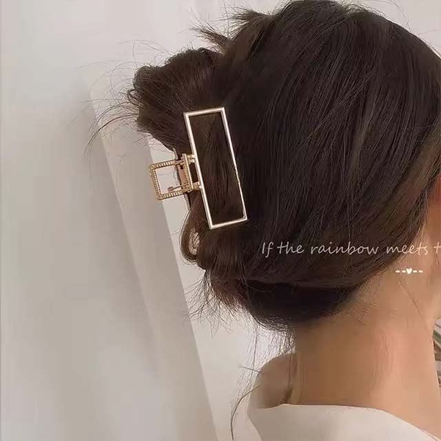 Trendy Large Metal Hairpin Crab Claws – Geometric Hair Clip, Korean Fashion Hair Grip & Ponytail Accessory