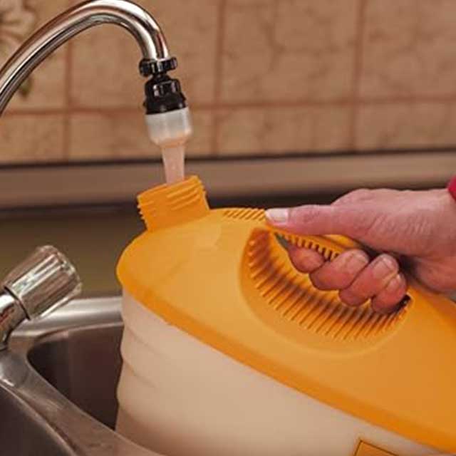 Wagner W16 Steam Wallpaper Stripper – 60 g/min Steam Power, 5L Capacity, 80-Min Steaming, with Steam Plate & Scraper Accessories