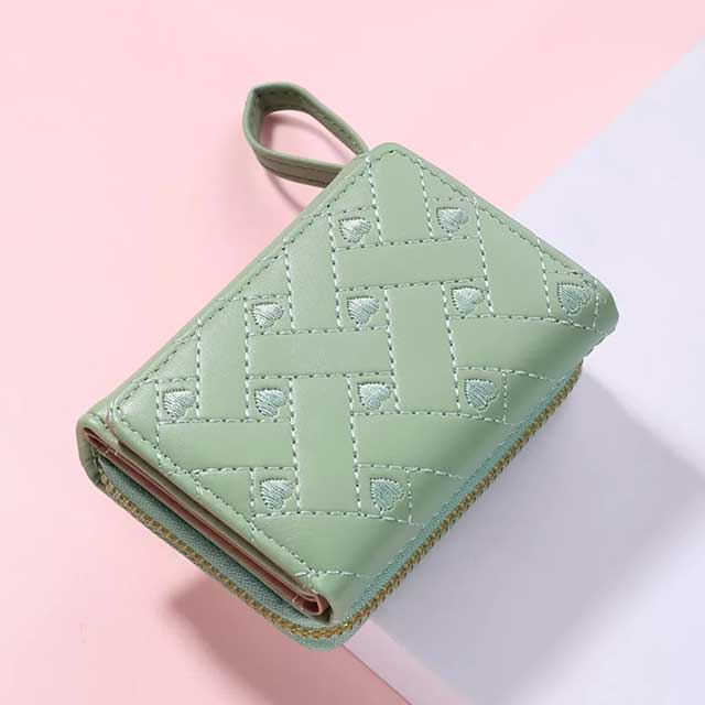 Women’s Short Wallet – Embroidered “Love” Design, Zipper & Buckle Closure, Large Capacity Card Holder Purse