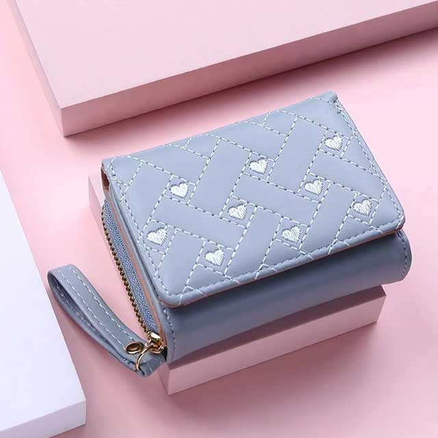 Women’s Short Wallet – Embroidered “Love” Design, Zipper & Buckle Closure, Large Capacity Card Holder Purse