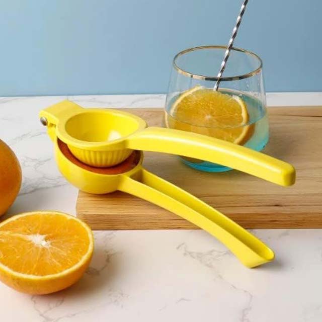Hand Press Lemon Squeezer – Metal Manual Citrus Juicer for Lemons & Limes, Dishwasher Safe