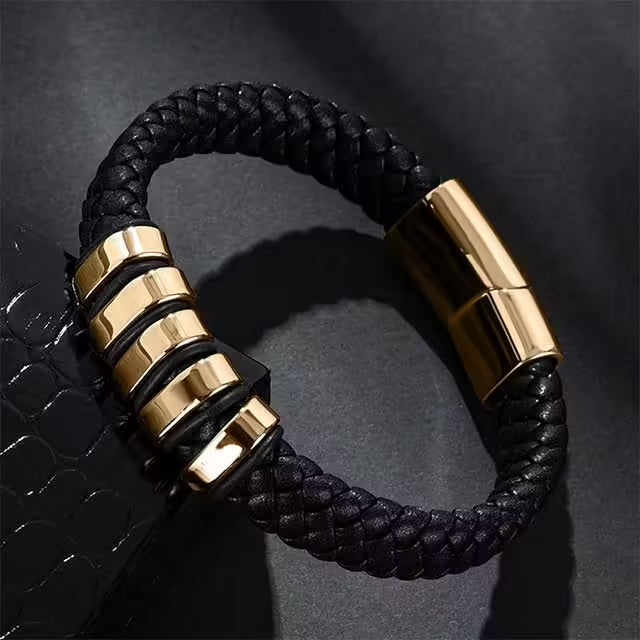 Classy Men Leather Bracelet (EGBT077)