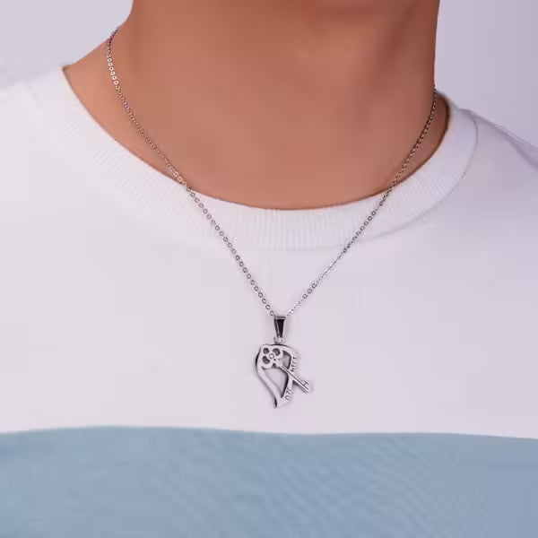 قلادة زوجية مكونة من قطعتين على شكل نصف قلب مكسور (EGN066)