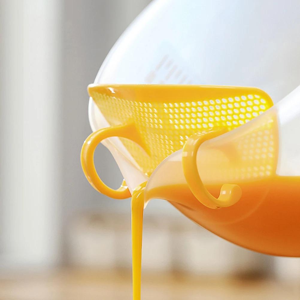 Égouttez le bol de riz