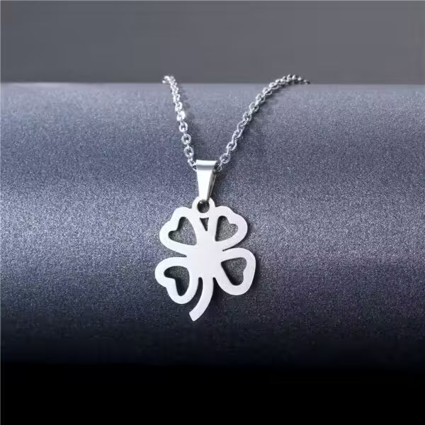 Collier pendentif trèfle à quatre feuilles pour femme (EGN186)