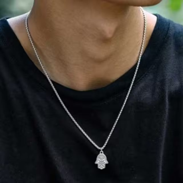 Collier unisexe avec pendentif main (EGN131)