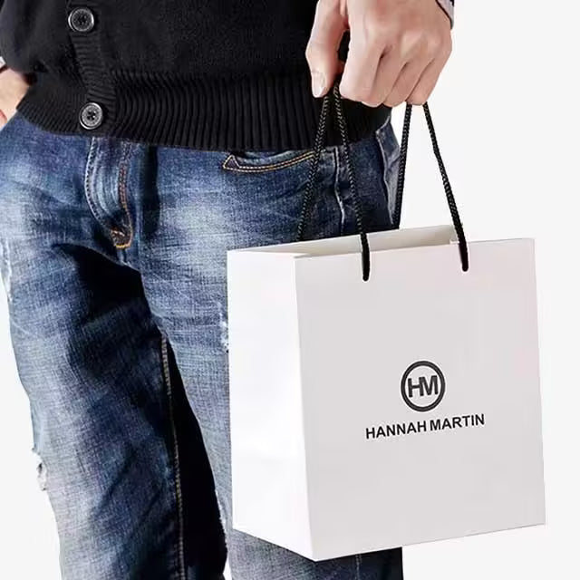 ساعة هانا مارتن النسائية المصنوعة من الفولاذ المقاوم للصدأ موديل (HM-CH36 فضي)