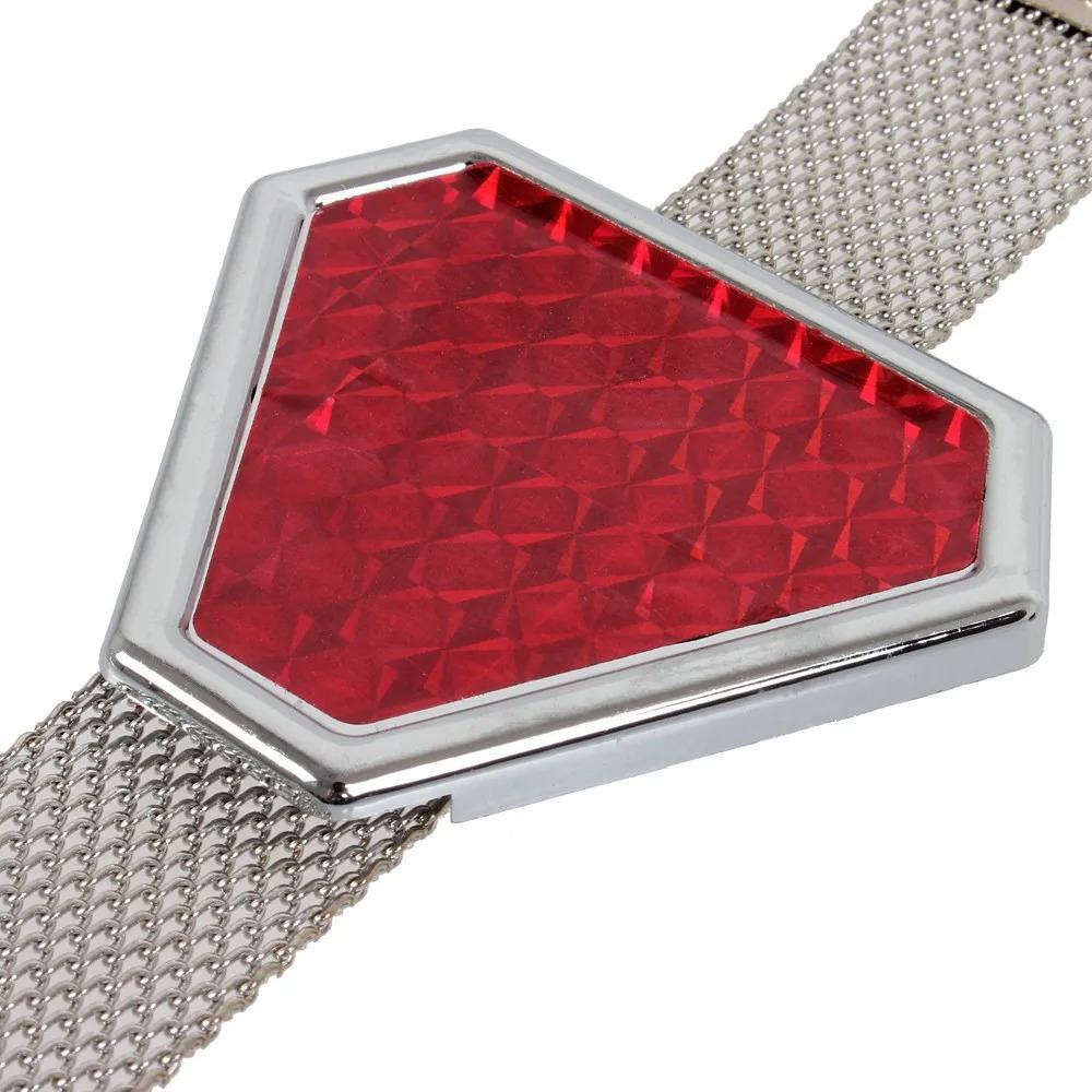 Barre de mise à la terre antistatique pour automobile