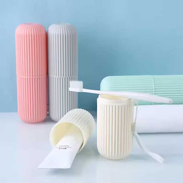 Portable Toothbrush and Toothpaste Cup Set – Vertical Stripe Design, Travel-Friendly Toothbrush Holder and Mouthwash Cup
