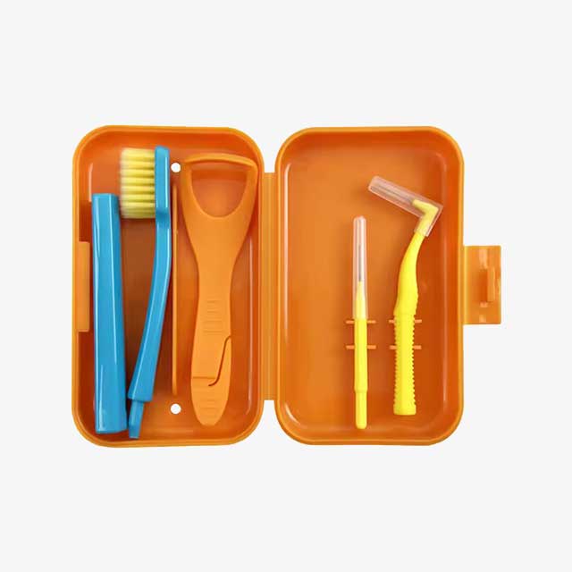 Portable Toothbrush Case & Oral Hygiene Kit – Includes Interdental Brush, Tongue Scraper, and Travel Toothbrush for Teeth Whitening