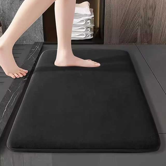 Super Absorbent Coral Velvet Bathroom Floor Mat – Anti-Slip Bath Mat & Door Mat for Quick Drying and Ultimate Comfort