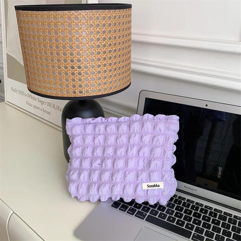 Pochette cosmétique en fil à bulles aux couleurs de bonbons (EGB204)