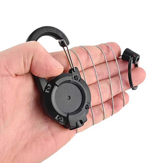 1Pc Retractable Keychain with Anti-Theft Metal Buckle – Elastic Key Ring for Ski Pass, ID Card, Yoyo & Keys