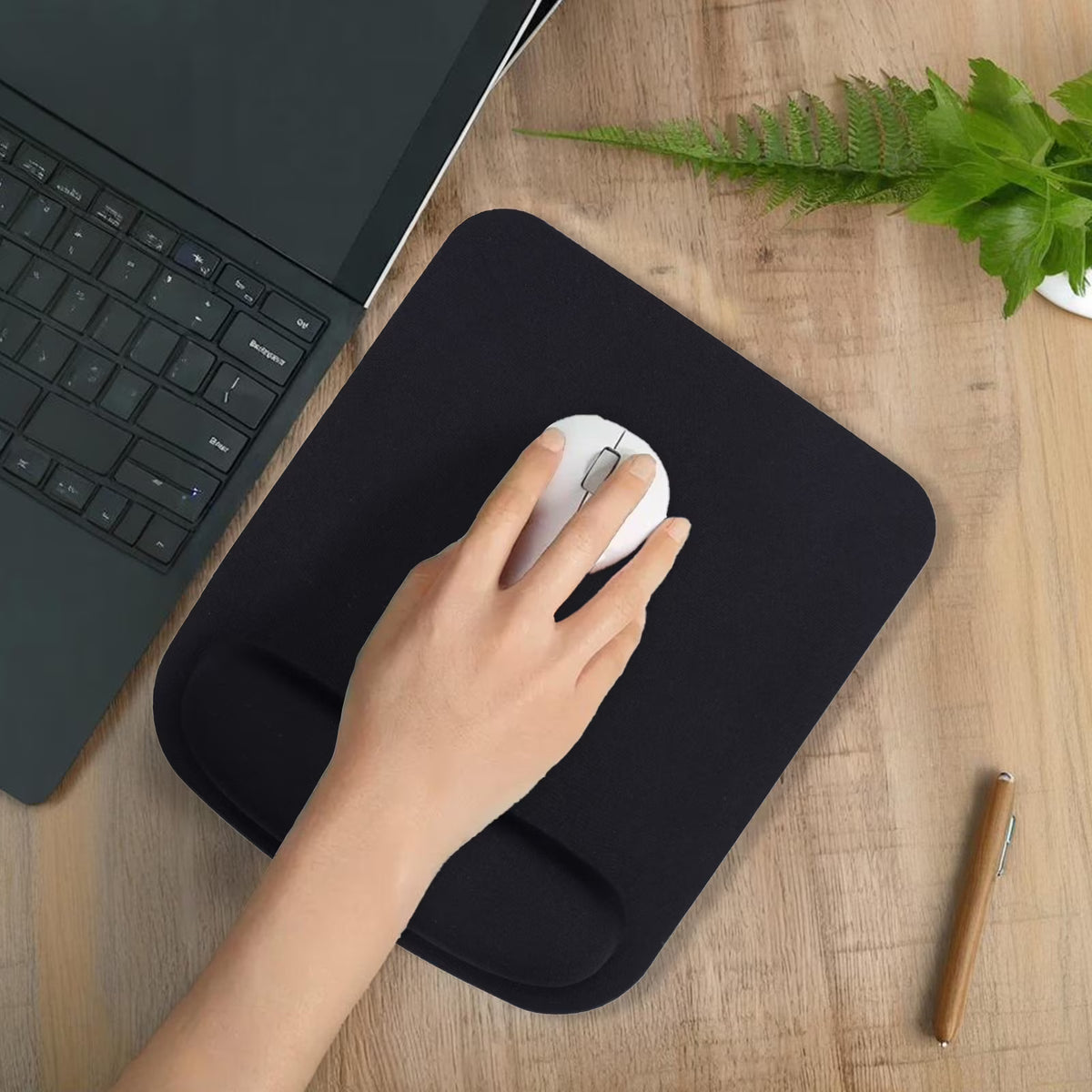 Ergonomic Computer Gaming Mouse Pad with Integrated Wrist Support – Ultra-Comfortable Solid Color Mouse Mat – Pressure-Relieving Wrist Pad for Office & Gaming – Lightweight & Superior Quality (Black / Grey)
