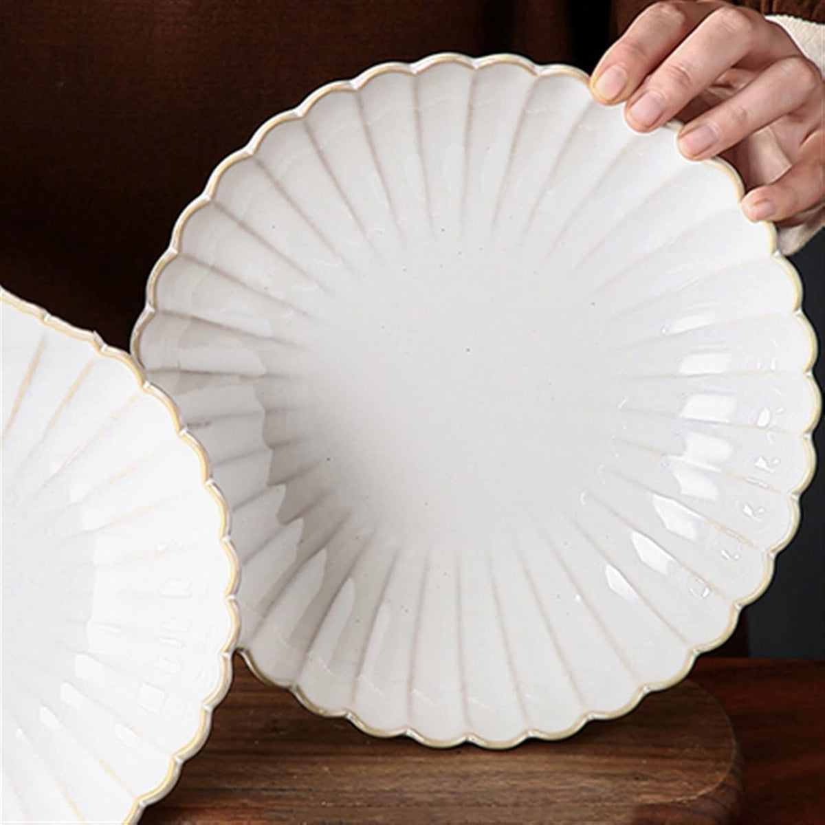 Vaisselle classique en céramique blanche – Assiettes creuses rondes – Assiettes à salade et à dessert minimalistes de couleur unie – Vaisselle professionnelle pour restaurant (bol de 4,5 pouces/assiette de 10 pouces/assiette de 8,5 pouces)