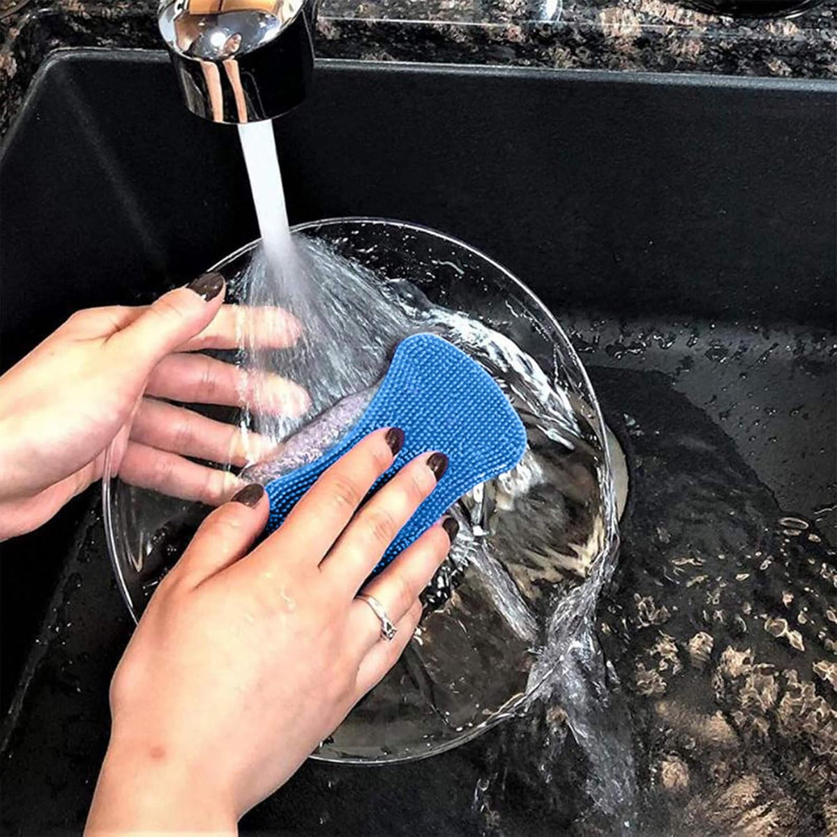 1 PIECE Silicone Dish Washing Brush & Scrubber Set - Durable Silicone Scouring Pad for Pots, Pans, and Fruit - Versatile Kitchen Cleaning Tool