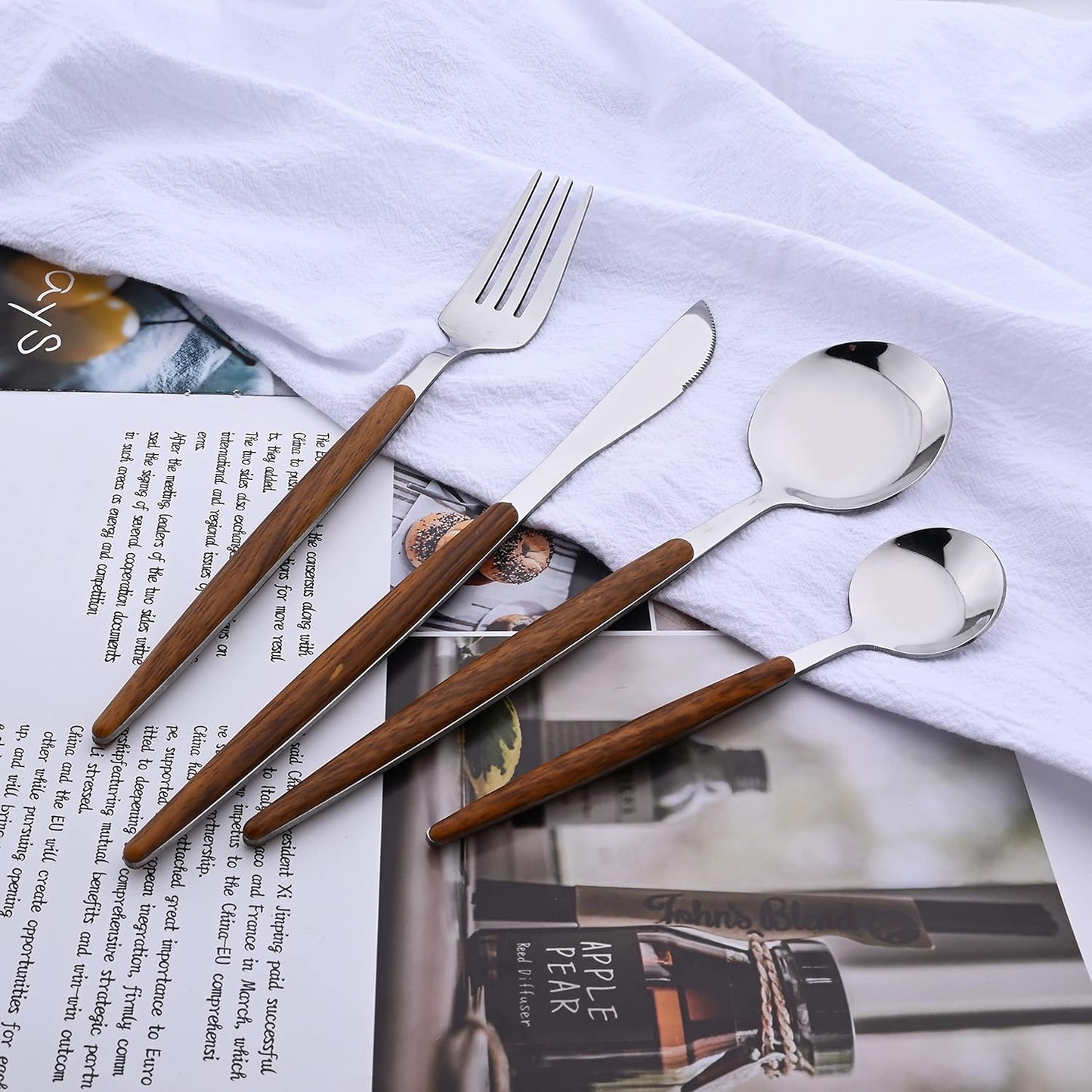 Stainless Steel Cutlery Set – Vintage Imitation Wood Handle – Professional Western Tableware Kit with Steak Knife, Fork, Spoon, and Teaspoon (Mirror Polished)