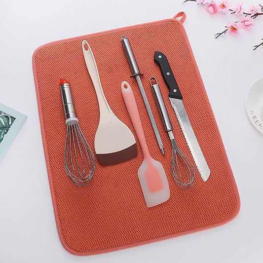 Absorbent Microfiber Dish Drying Mat – Non-Slip Heat-Resistant Drain Pad & Table Placemat for Kitchen Cabinets