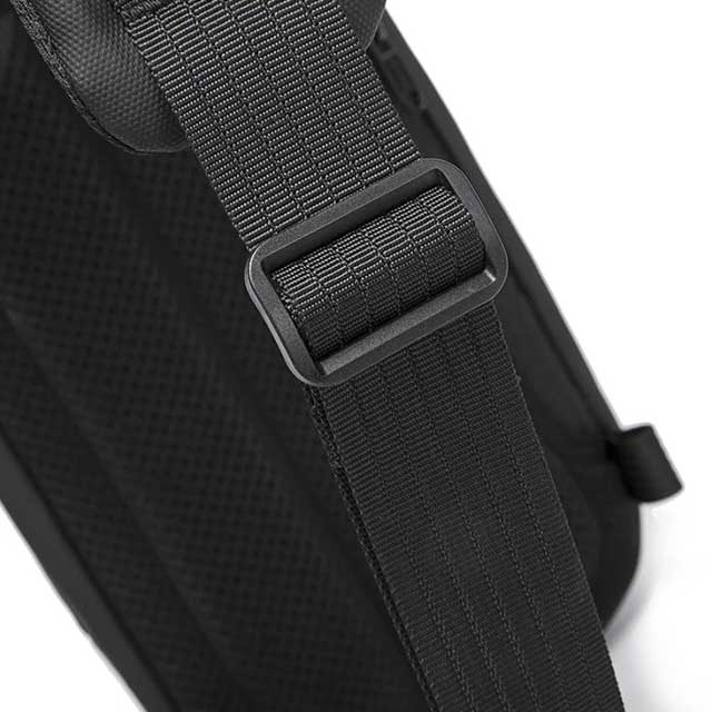 BANGE Waterproof Chest Bag – Anti-Theft Sling Crossbody Bag for Men & Women