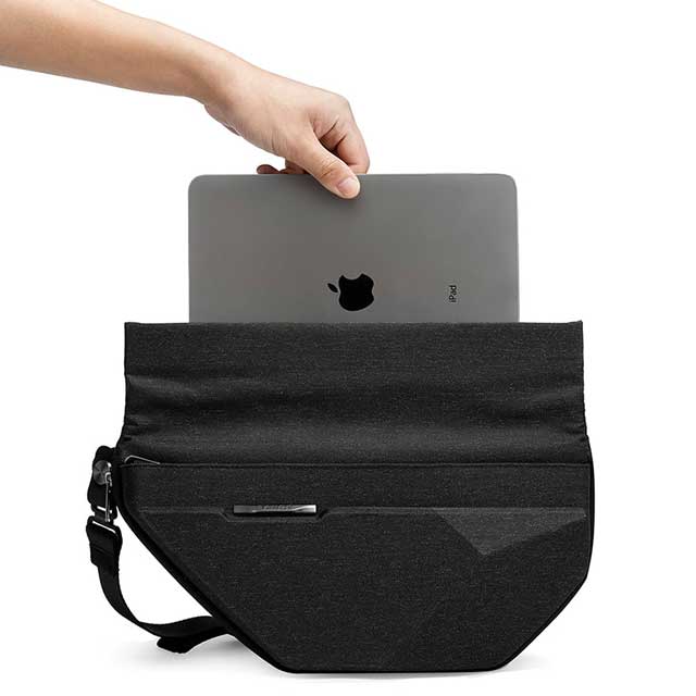 BANGE Waterproof Chest Bag – Durable Sling Crossbody for Travel, Hiking & Daily Use