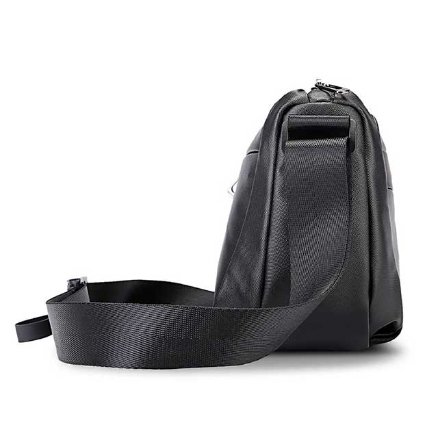 BANGE Waterproof Chest Bag – Lightweight Crossbody Sling for Travel, Hiking & Daily Use