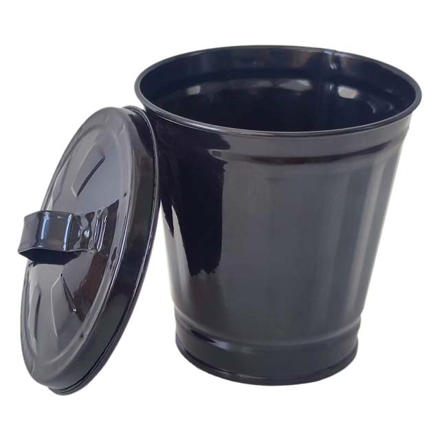 Bucket Shaped Garbage Can Lid – Cute Desktop Trash Can with Large Opening, Sturdy Iron Wastebasket for Home, Office &amp; Bedroom (Black)