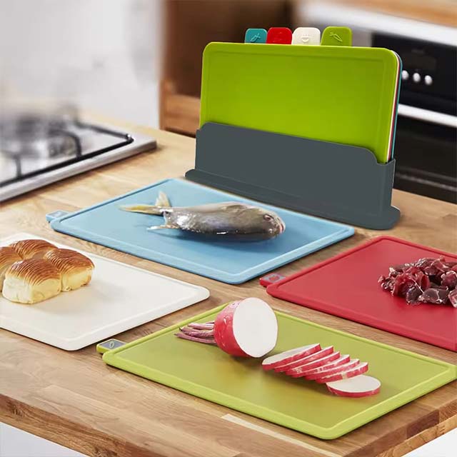 4-Piece Cutting Board Set with Holder – Anti-Bacterial, Dishwasher-Safe Plastic Chopping Blocks for Kitchen