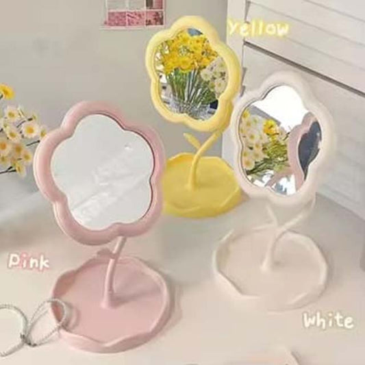 Sunflower Shaped Desktop Makeup Mirror with Jewelry & Hair Accessories Tray – High-Definition Dressing Mirror for Home Décor