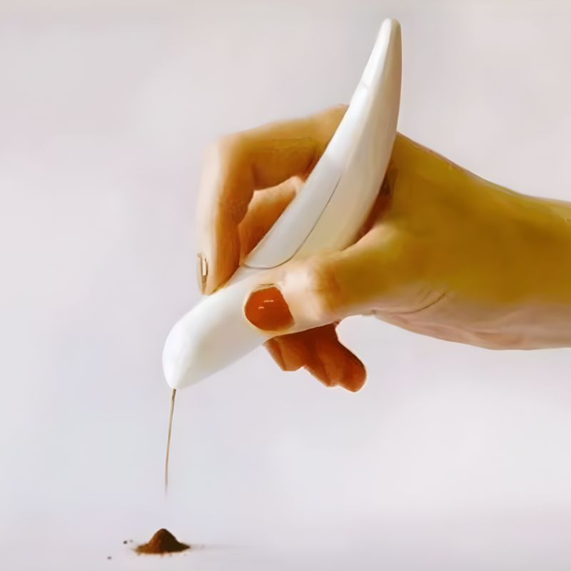 Stylo électrique de Latte Art pour café et desserts – Stylo à poudre d'épices et de cacao à piles – Outil de barista professionnel pour la décoration de gâteaux et l'art de la mousse de lait (blanc)