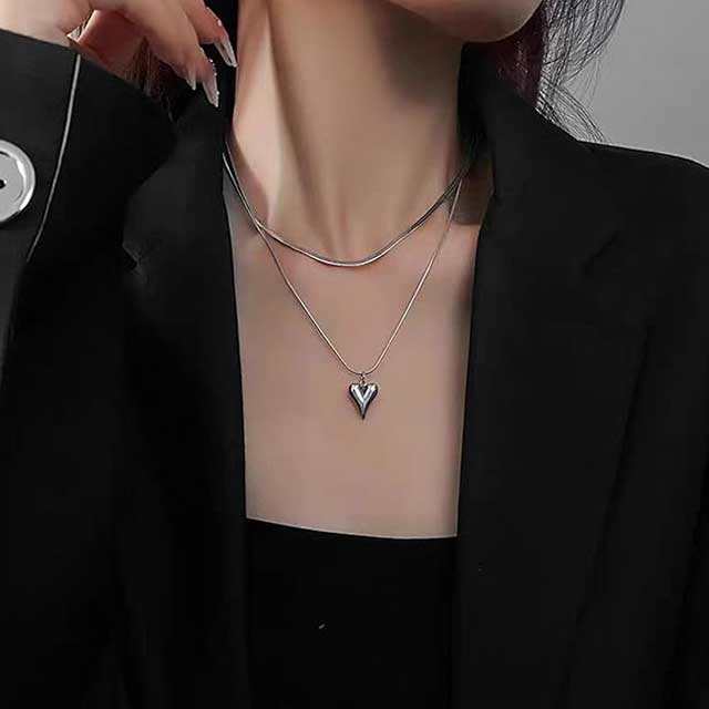 Elegant Double Layer Heart Pendant Necklace – Adjustable Clavicle Chain Choker for Women | Sweet Fashion Jewelry for Weddings & Parties