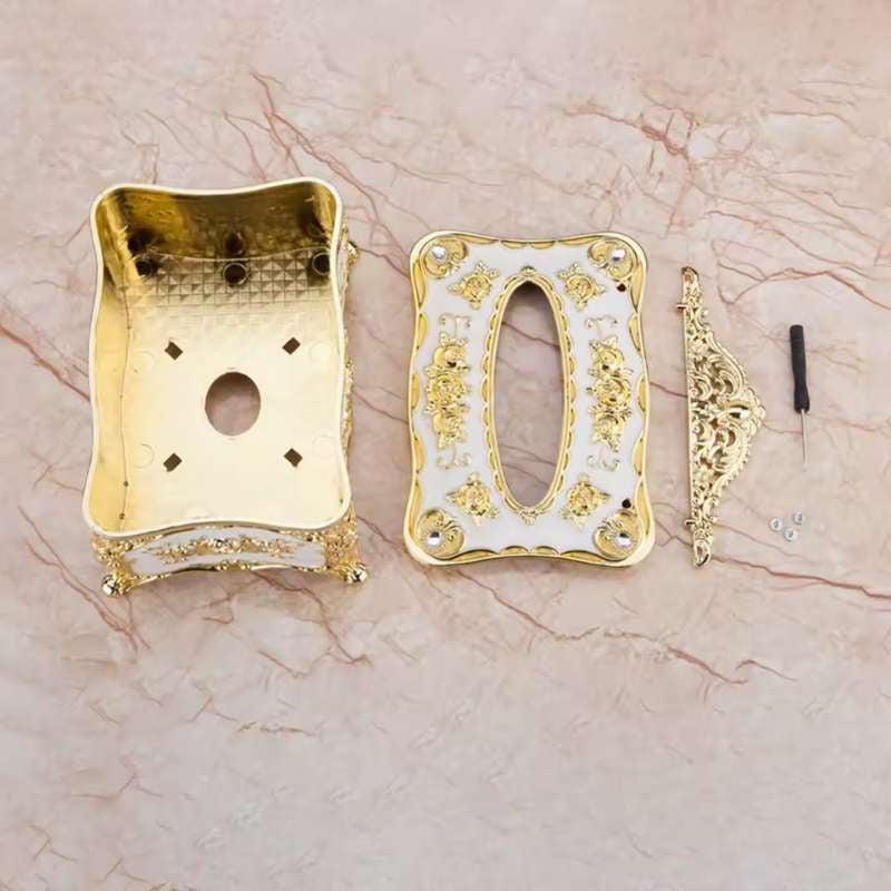 Boîte à mouchoirs de luxe européenne – Distributeur de serviettes haut de gamme pour hôtels et restaurants – Boîte à mouchoirs métallique ornée pour salon – Décoration de bureau et boîte de rangement haut de gamme (Doré/Argenté)