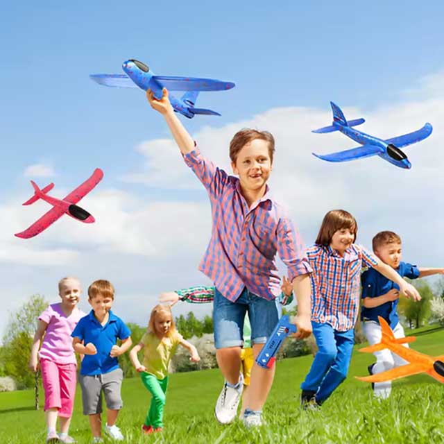 Glowing Foam Catapult Glider Airplane Toy – 10M Launcher Aircraft Gun for Kids Outdoor Flying Games