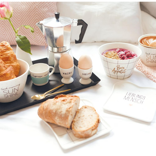 Grafik-Werkstatt Toast Plate – Saying 'Lieblingsmensch' Quote – 14.5 x 15.5 cm Ceramic Breakfast Dish, Gift Idea