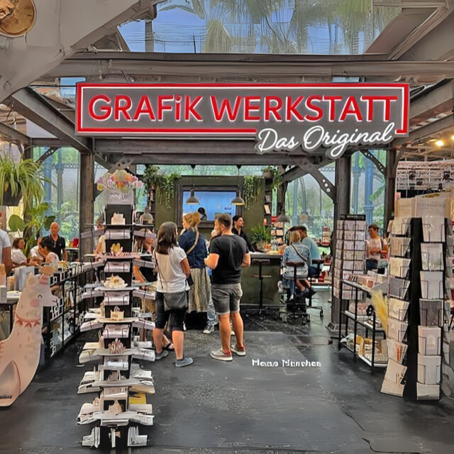 Grafik-Werkstatt Toast Plate – Saying 'Lieblingsmensch' Quote – 14.5 x 15.5 cm Ceramic Breakfast Dish, Gift Idea