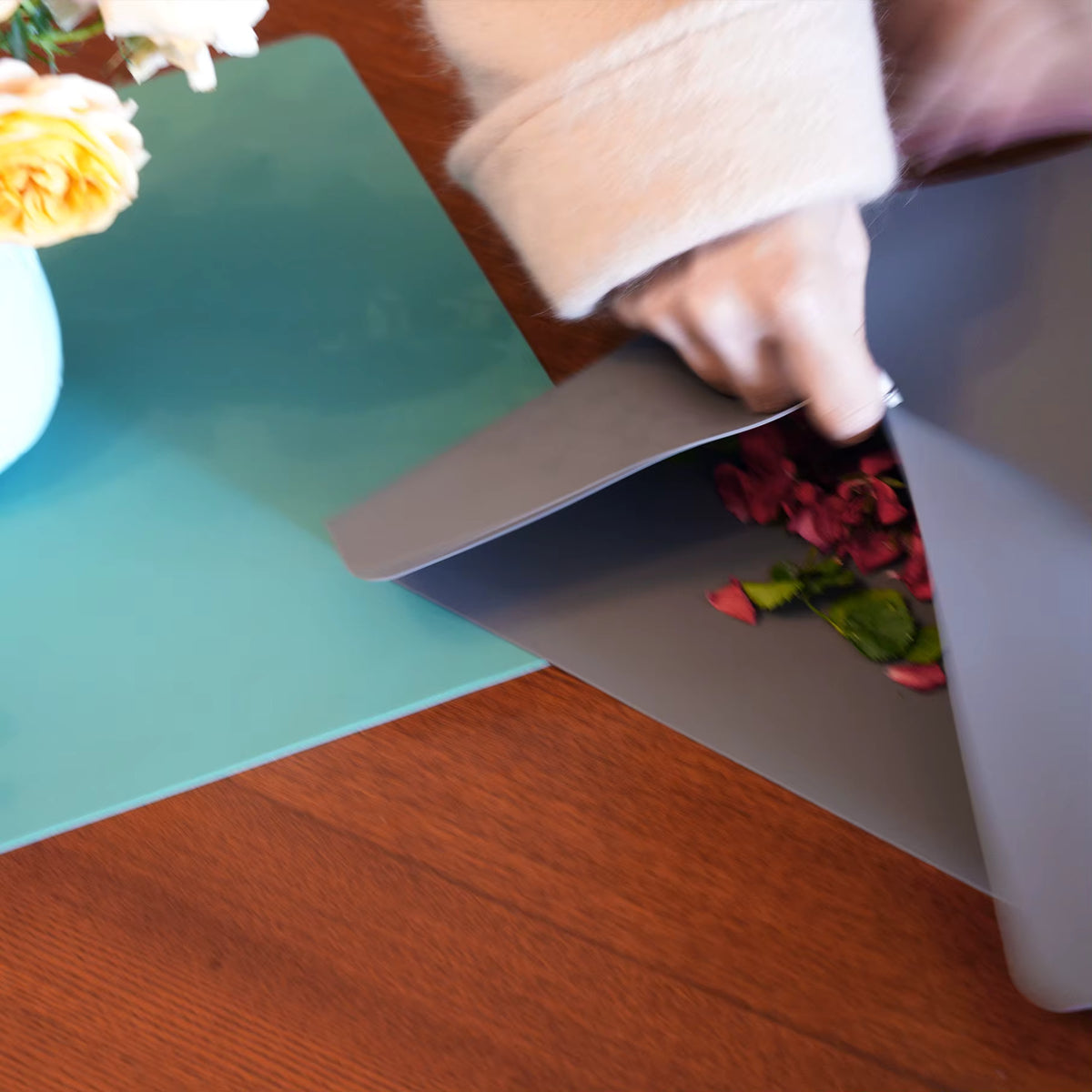 Napperon surdimensionné en silicone de qualité alimentaire – Tapis de table étanche 60x40cm / 40x30cm – Protection de comptoir de cuisine isolante et antidérapante – Lavable et réutilisable