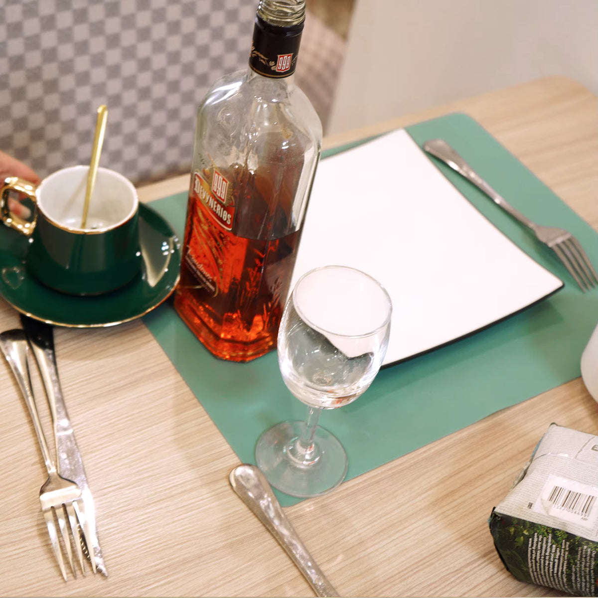 Napperon surdimensionné en silicone de qualité alimentaire – Tapis de table étanche 60x40cm / 40x30cm – Protection de comptoir de cuisine isolante et antidérapante – Lavable et réutilisable
