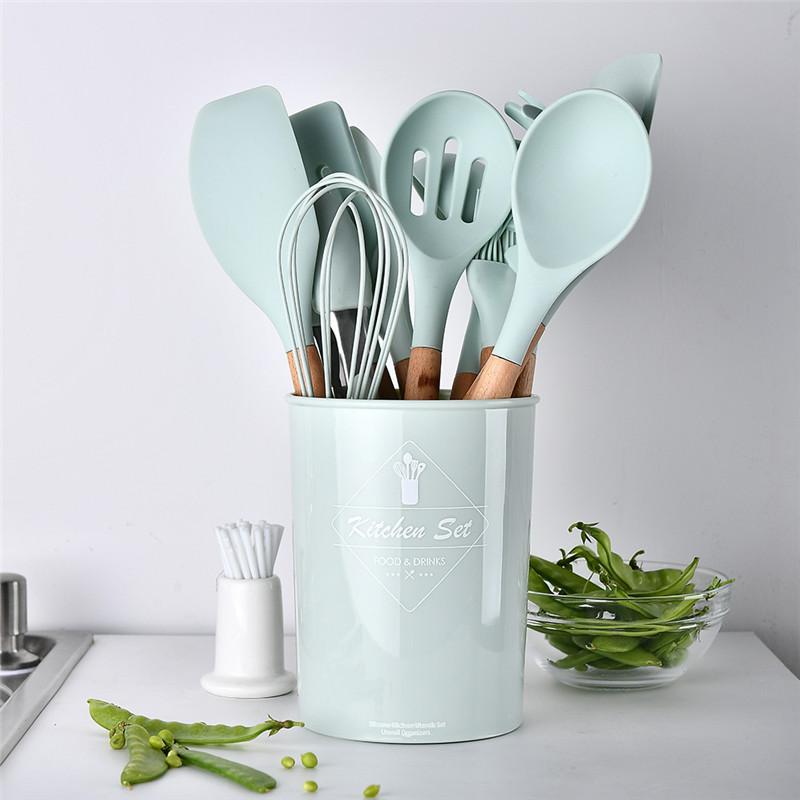 Ensemble de 12 ustensiles de cuisine en silicone